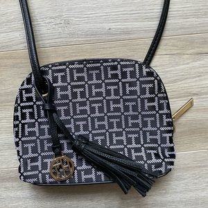 TOMMY HILFIGER Cross Body Purse with metal detailing, Navy blue